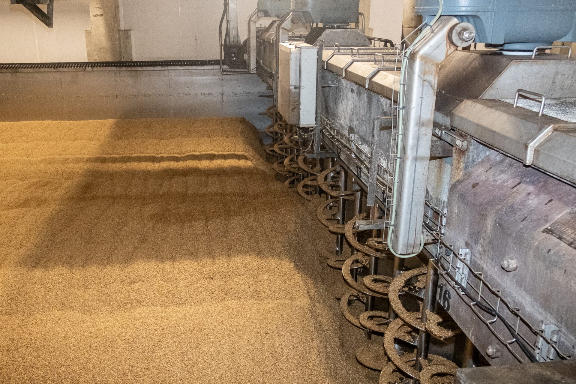 Mouterij Albert tapt uit ander vaatje met rolkabelrupsen van igus