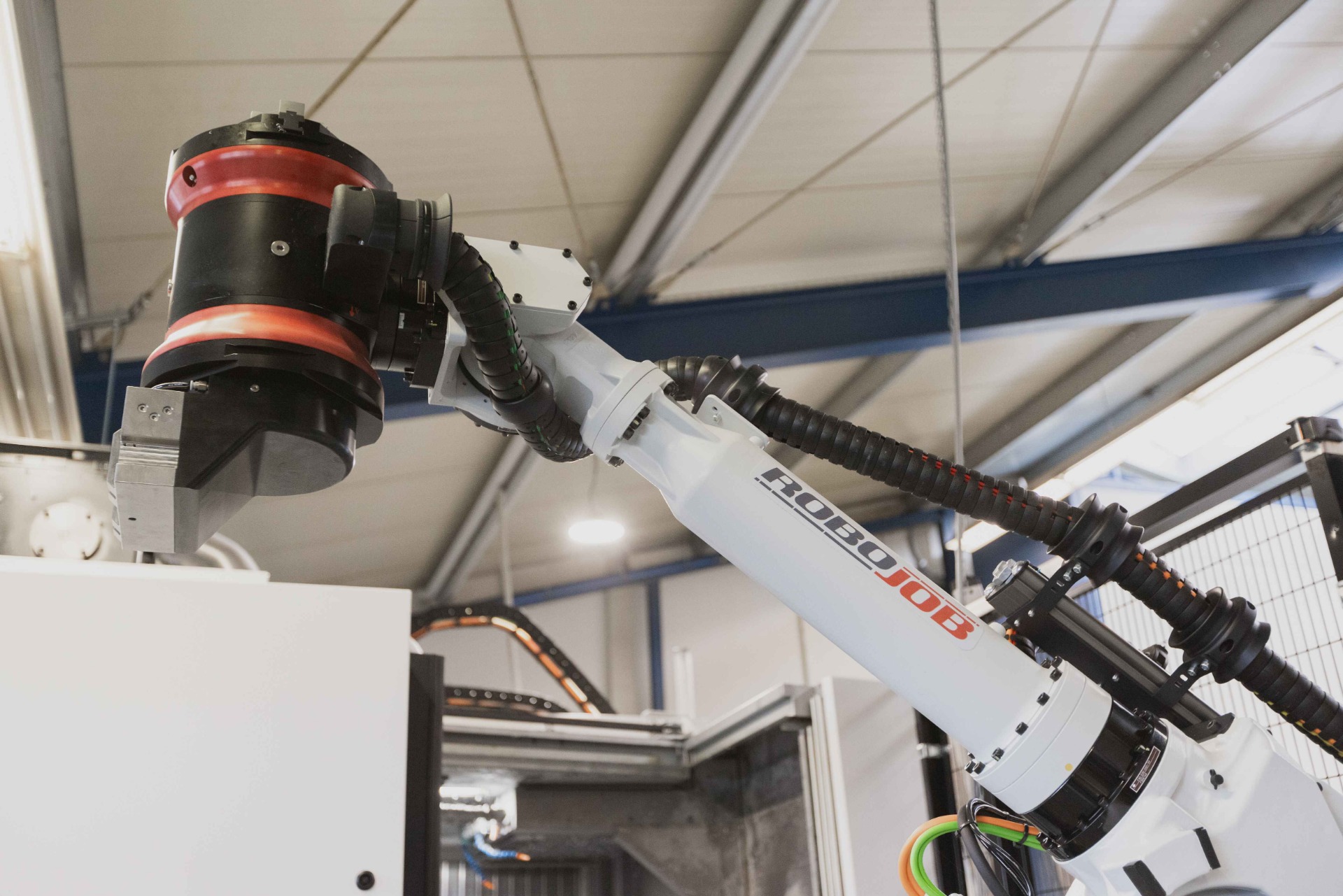 RoboJob en Igus: 15 Jaar Slimme Automatisering in Beweging